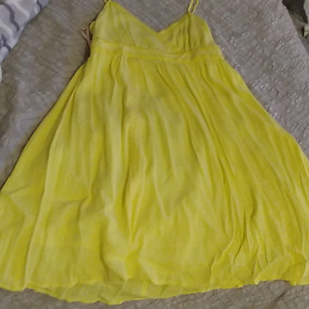 Dress - Picture 1 of 3
